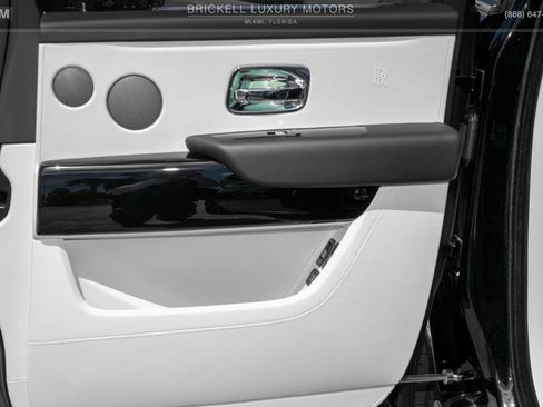 Used 2022 Rolls-Royce Cullinan AWD/4WD image 21