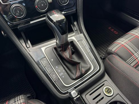 Used 2018 Volkswagen GTI S FWD image 35