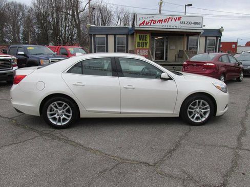 Used 2013 Chevrolet Malibu Eco w/ Leather Package image 4