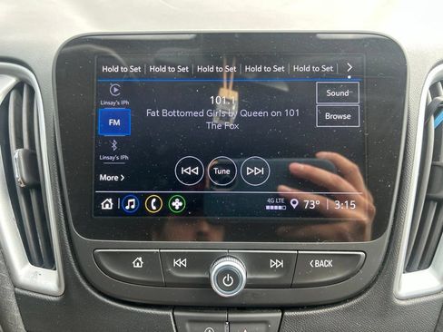 Used 2023 Chevrolet Malibu LS FWD image 25