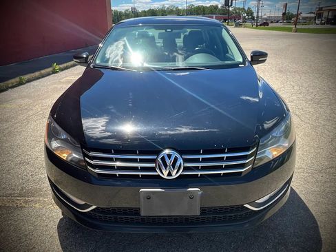 Used 2014 Volkswagen Passat 1.8T SEL Premium FWD image 8