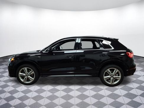 Used 2021 Audi Q3 2.0T Premium w/ Convenience Package image 2