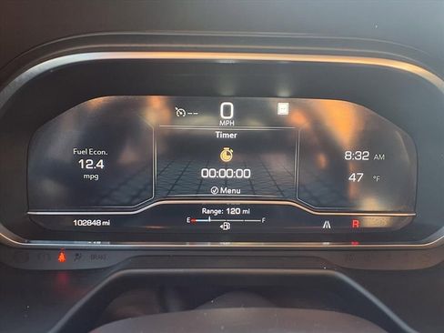 Used 2022 GMC Yukon SLT image 12