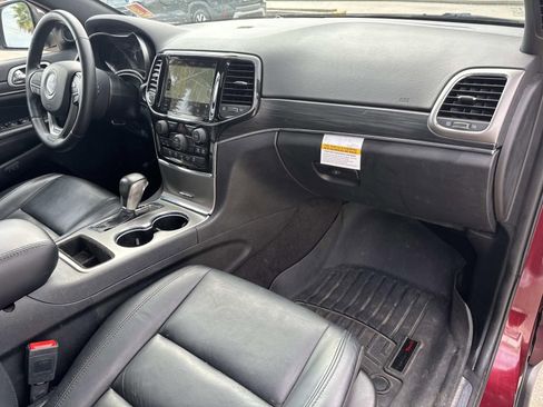 Used 2021 Jeep Grand Cherokee Limited image 10
