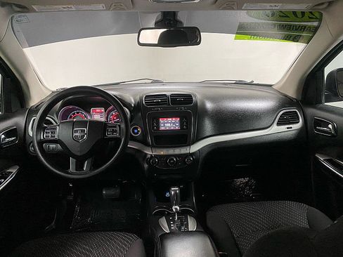 Used 2020 Dodge Journey SE w/ Blacktop Package image 22