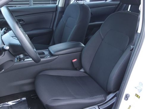 Used 2025 Nissan Sentra S image 21