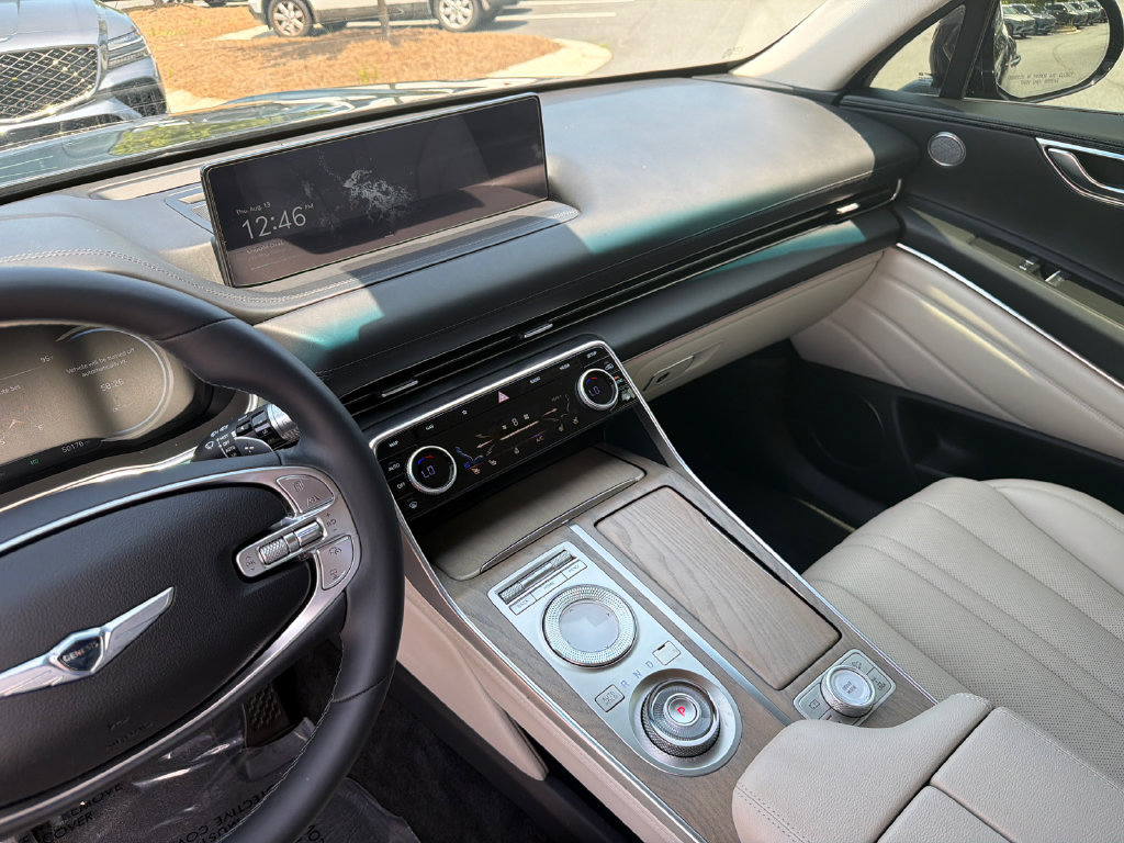 Used 2022 Genesis GV80 2.5T AWD/4WD image 30