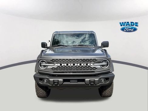 New 2025 Ford Bronco Badlands image 2