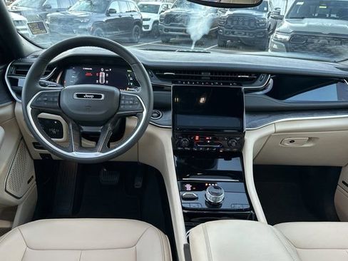 Used 2023 Jeep Grand Cherokee 4WD 4xe image 27