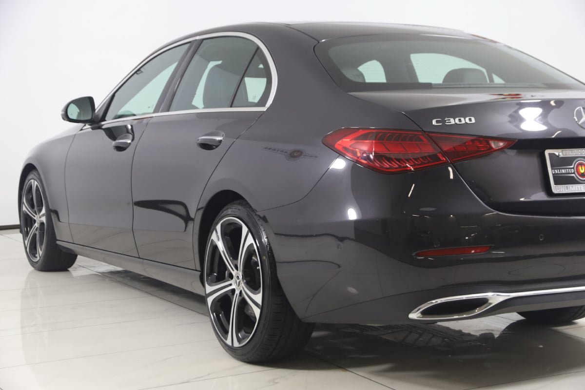 Used 2023 Mercedes-Benz C 300 4MATIC Sedan w/ Exclusive Trim Package image 22