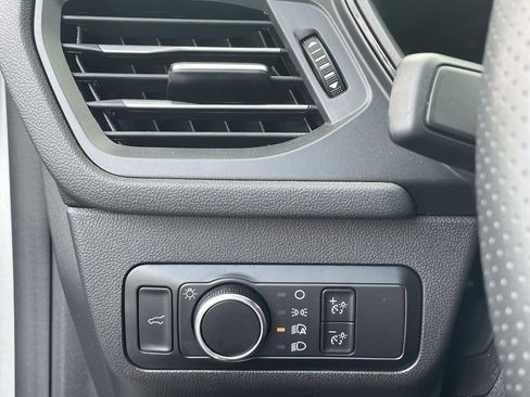 Used 2024 Ford Escape ST-Line image 19