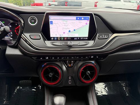 Used 2019 Chevrolet Blazer RS w/ Sun and Wheels Package FWD image 14