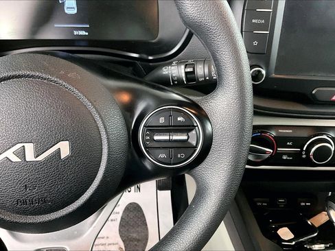 Used 2024 Kia Soul LX w/ Option Group 015 image 11