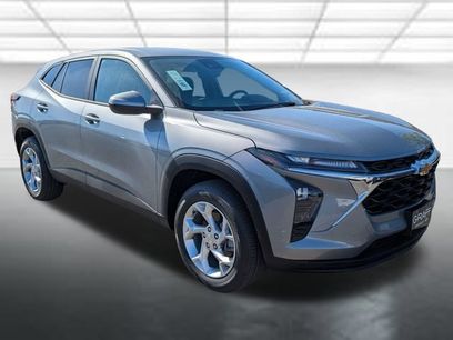 New 2026 Chevrolet Trax LS w/ LS Convenience Package