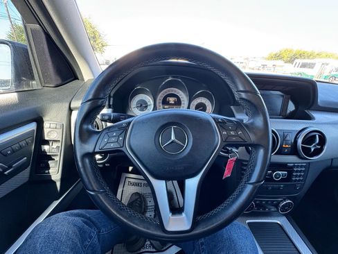 Used 2014 Mercedes-Benz GLK 350 4MATIC image 17