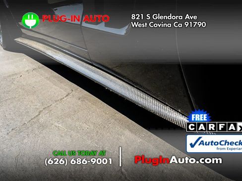 Used 2013 Chevrolet Corvette Grand Sport w/ 3LT Preferred Equipment Group image 9