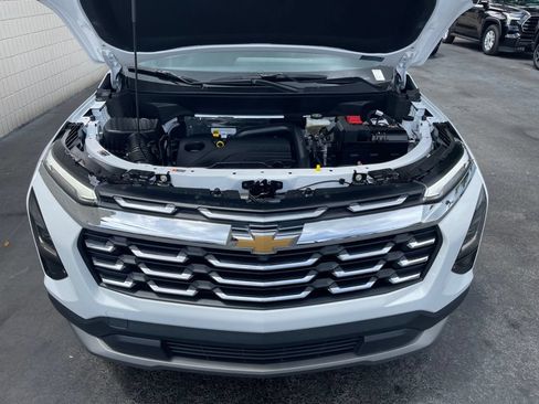 Used 2026 Chevrolet Equinox LT FWD image 15