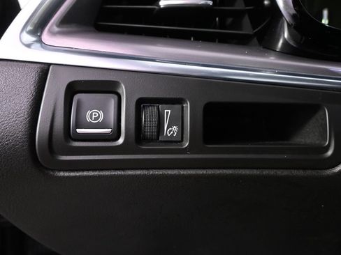 Used 2018 Cadillac XT5 Premium Luxury AWD/4WD image 24
