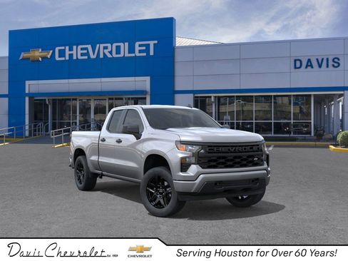New 2026 Chevrolet Silverado 1500 Custom image 1