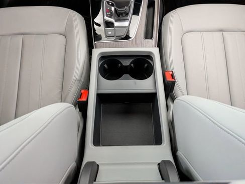 Used 2023 Audi Q5 2.0T Premium image 32