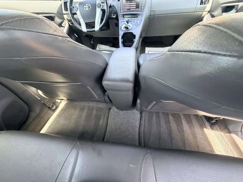 Used 2011 Toyota Prius Four w/ Navigation Pkg image 28