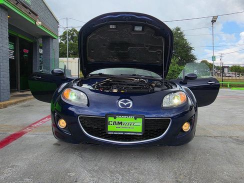 Used 2011 MAZDA MX-5 Miata Grand Touring w/ Premium Pkg RWD image 45