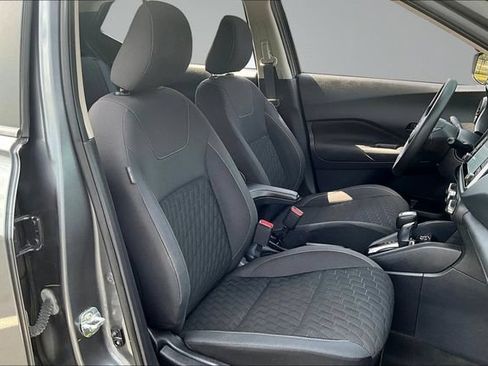 Used 2021 Nissan Kicks S FWD image 26