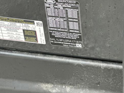 Used 2024 Land Rover Range Rover Sport Dynamic SE image 38