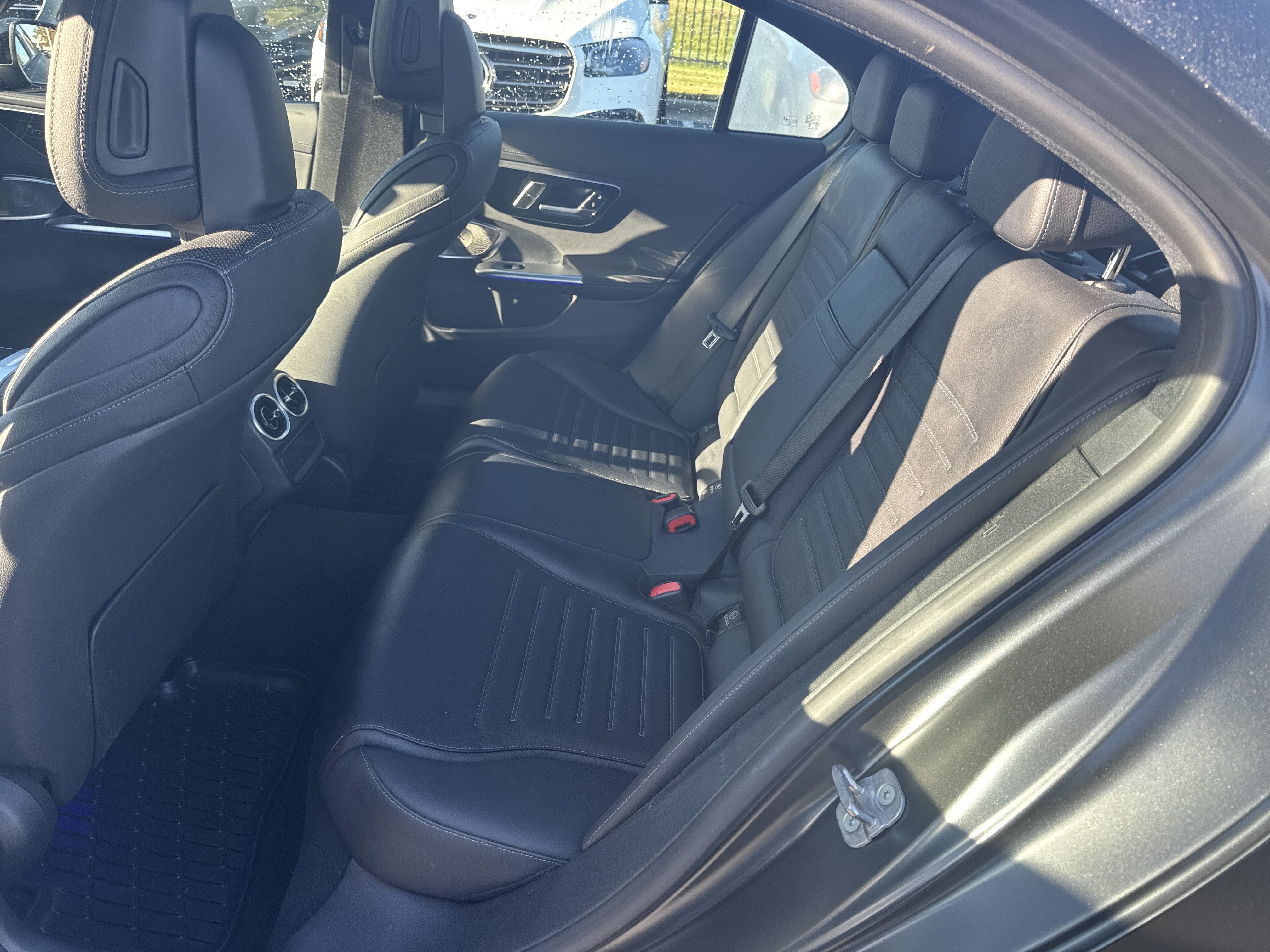 Used 2024 Mercedes-Benz C 43 AMG 4MATIC Sedan image 33