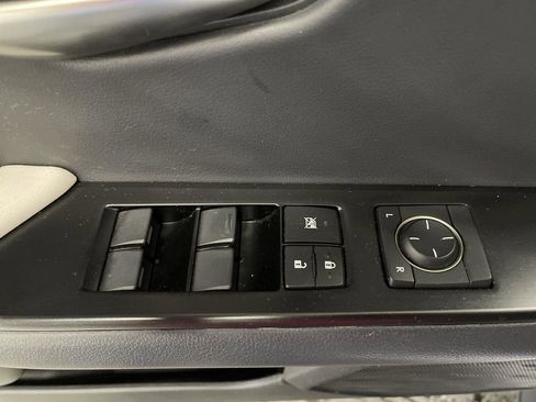 Used 2019 Lexus UX 250h image 13