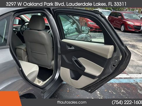 Used 2014 Ford Focus SE image 34