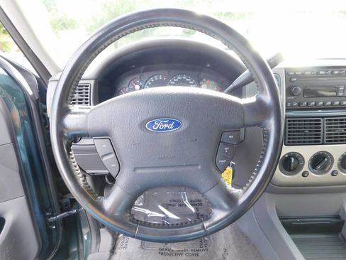 Used 2003 Ford Explorer Sport XLT image 9