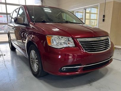 Used 2015 Chrysler Town & Country Touring-L w/ Driver Convenience Group