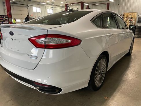 Used 2016 Ford Fusion Titanium FWD image 5