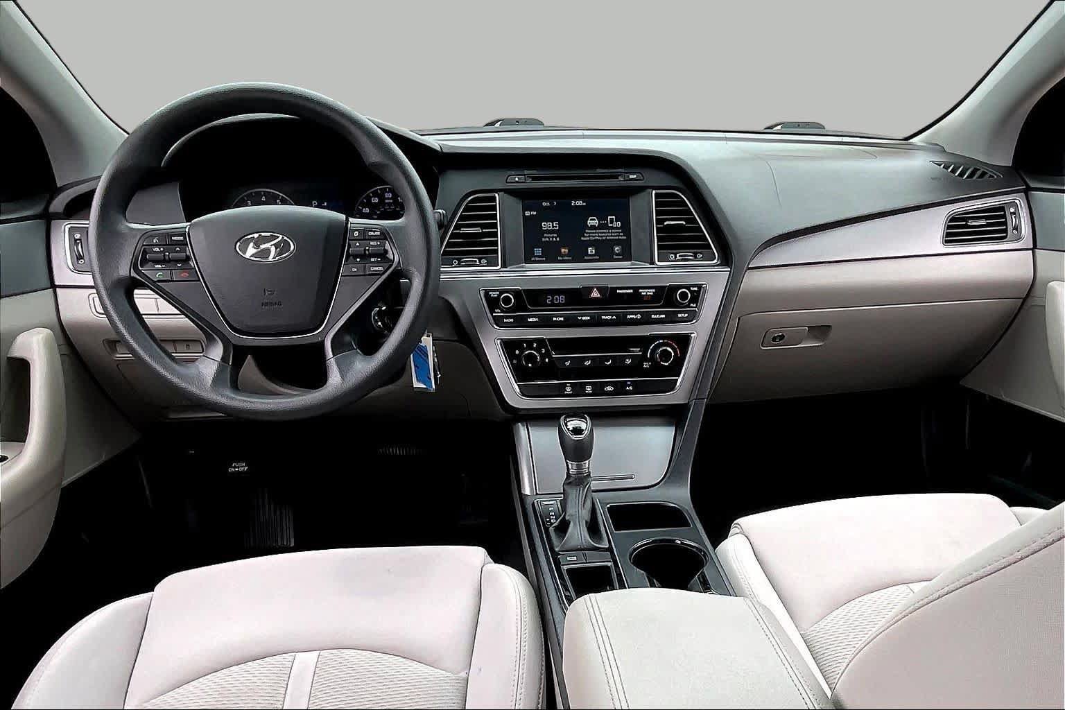 Used 2016 Hyundai Sonata SE FWD image 15
