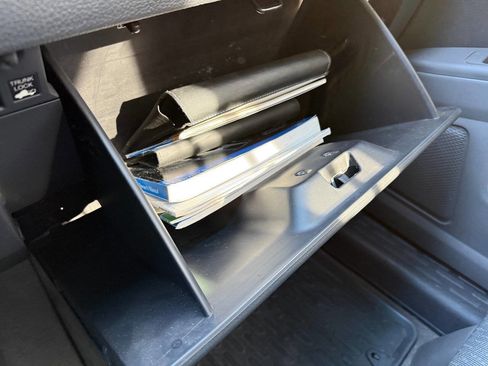 Used 2010 Honda Ridgeline RT image 26