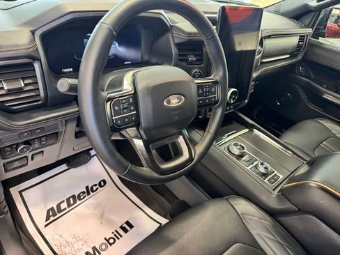Used 2024 Ford Expedition Max Platinum image 15