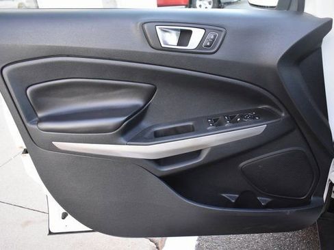 Used 2019 Ford EcoSport Titanium image 14