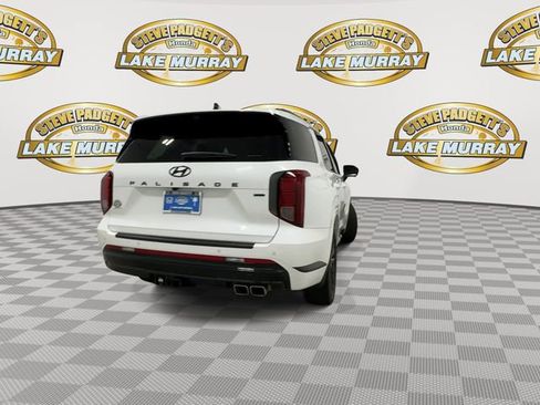 Used 2024 Hyundai Palisade Calligraphy AWD/4WD image 2