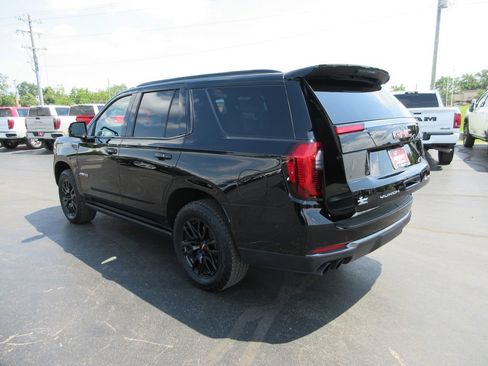 Certified 2026 GMC Yukon AT4 w/ AT4 Premium Plus Package AWD/4WD image 8