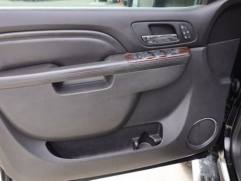 Used 2011 GMC Sierra 3500 Denali image 10