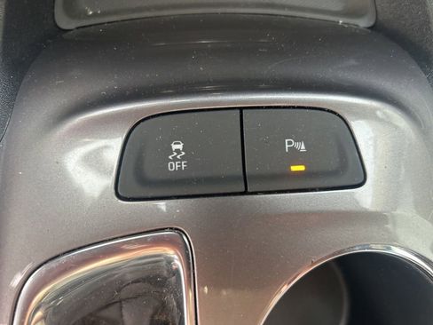 Used 2025 Chevrolet Malibu LT image 23