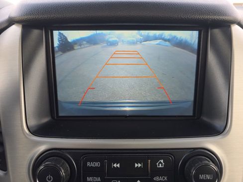 Used 2016 GMC Yukon XL SLT w/ Open Road Package image 26