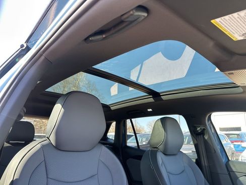 New 2026 Volkswagen Tiguan SE R-Line AWD/4WD image 21