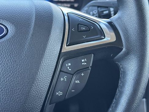 Certified 2024 Ford Edge SEL AWD/4WD image 12