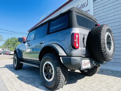 Used 2023 Ford Bronco Outer Banks w/ Sasquatch Package AWD/4WD image 6