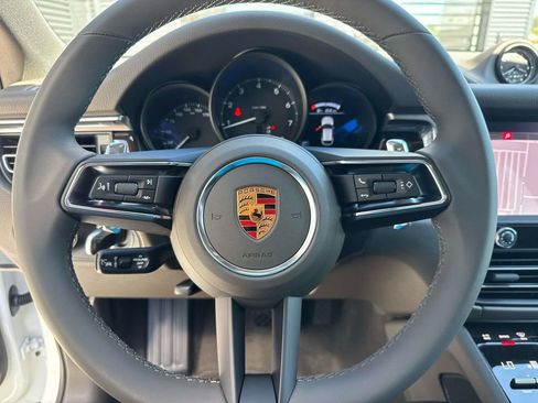 New 2026 Porsche Macan AWD/4WD image 25