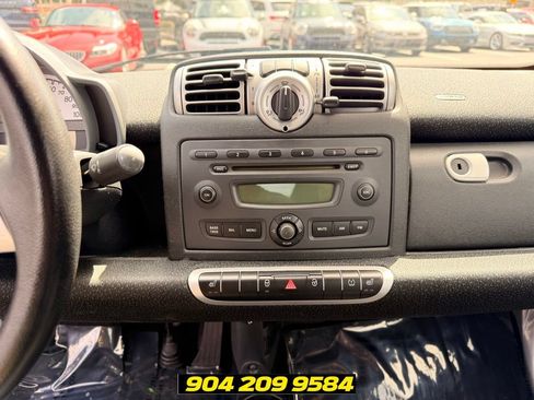 Used 2008 smart fortwo pure RWD image 12