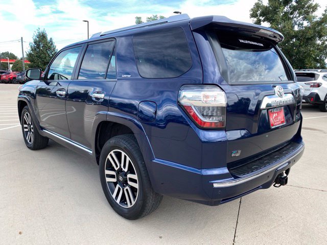 Used 2021 Toyota 4Runner Limited AWD/4WD image 3