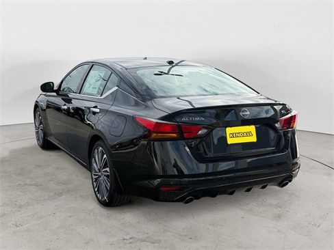 New 2025 Nissan Altima 2.5 SL image 2